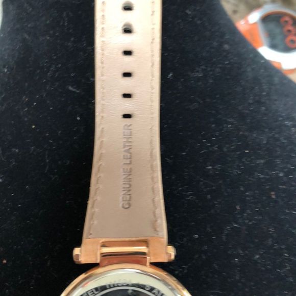 Time to stay in 😷🙏❤️ - Picture 5 of 8